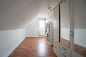 DG Ankleidezimmer