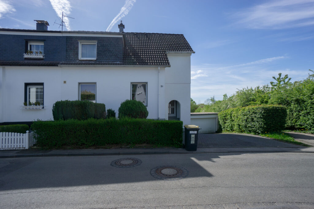 Straßenansicht