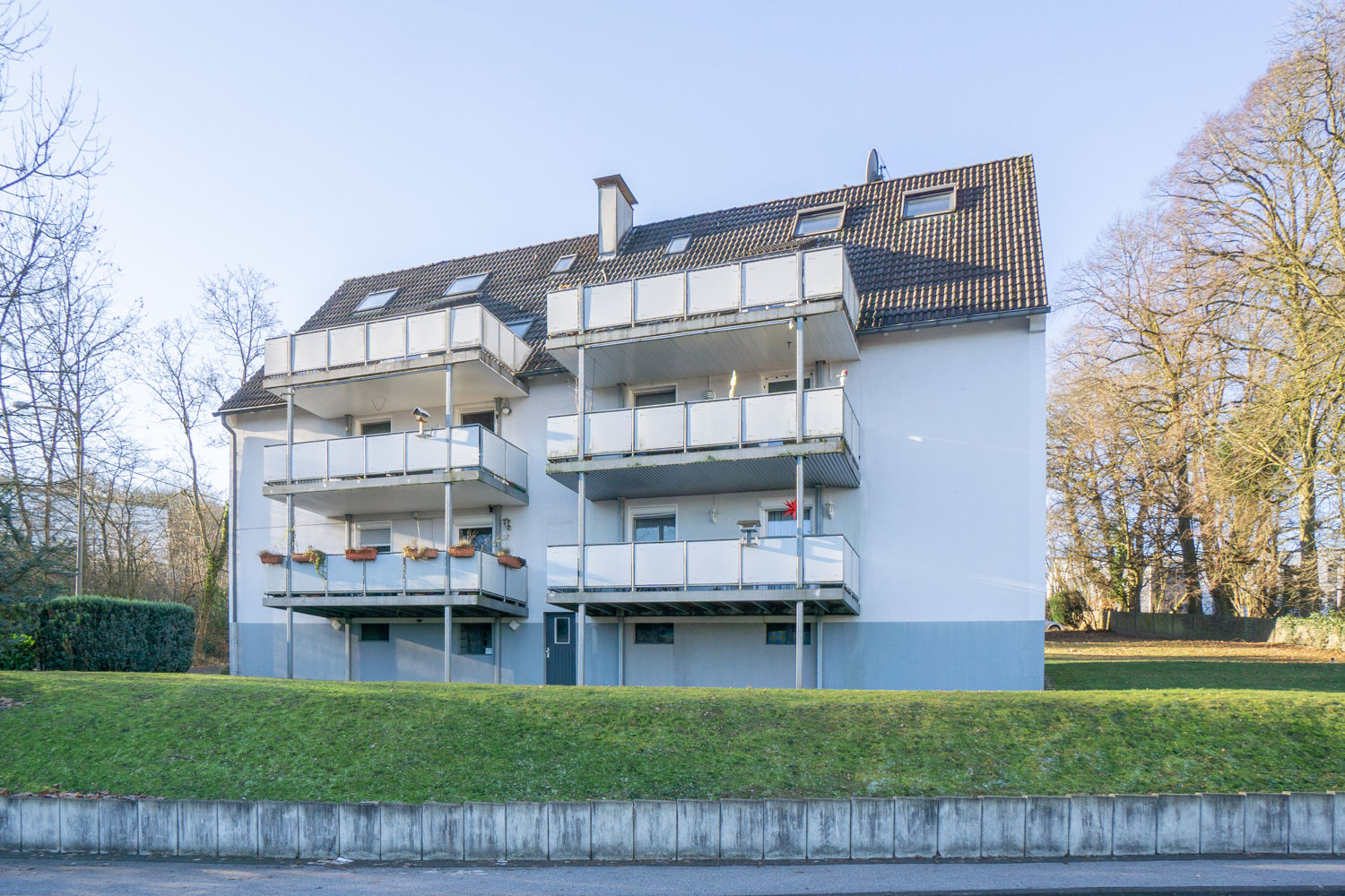 Straßenansicht