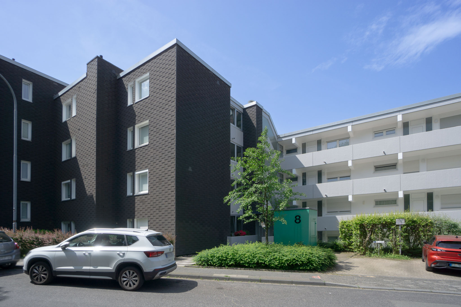 Straßenansicht