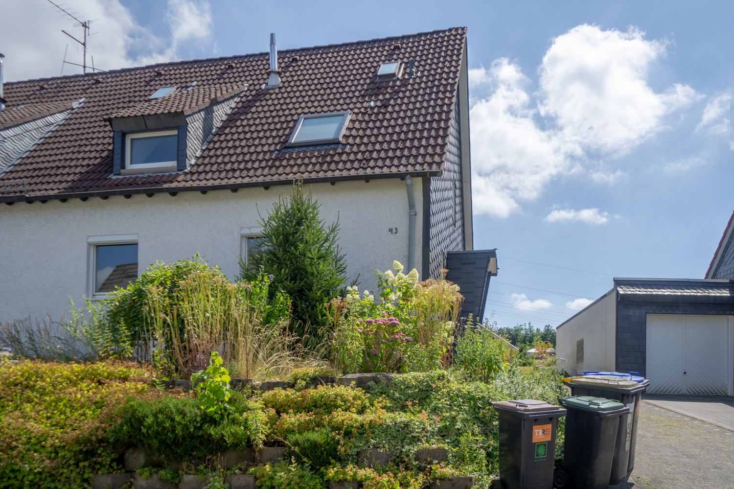 Straßenansicht