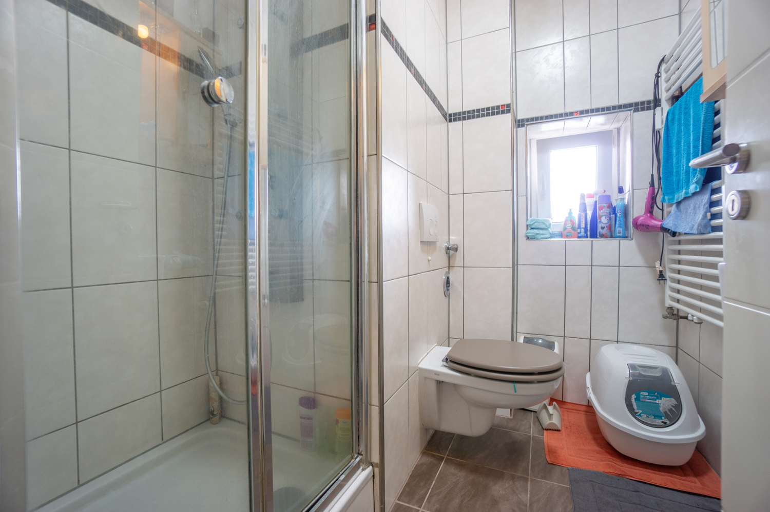 2. OG rechts Badezimmer