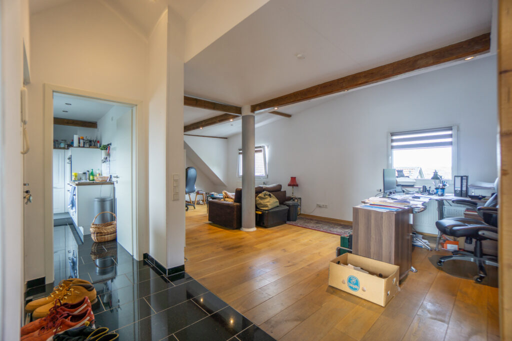 DG Blick ins Wohnzimmer