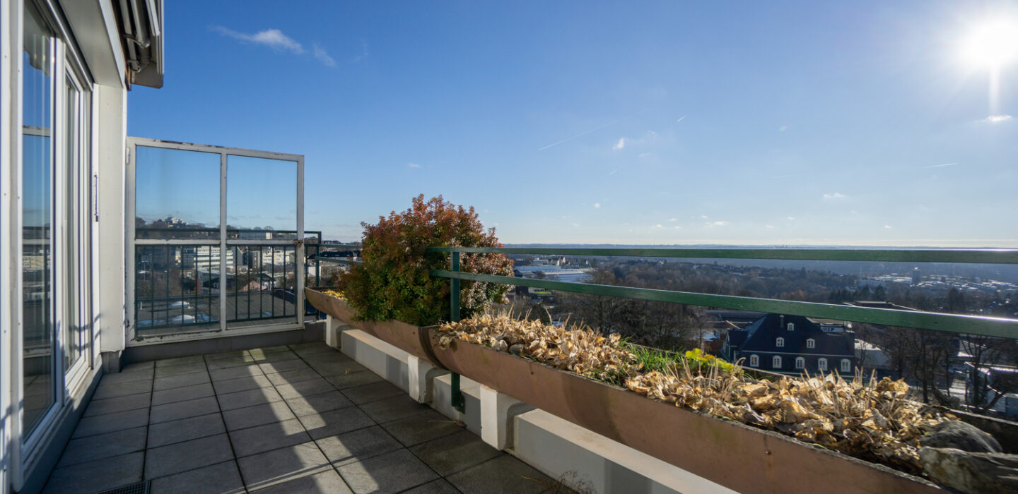 5. OG Balkon