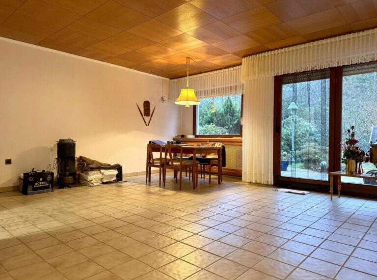 Wohnzimmer (2)