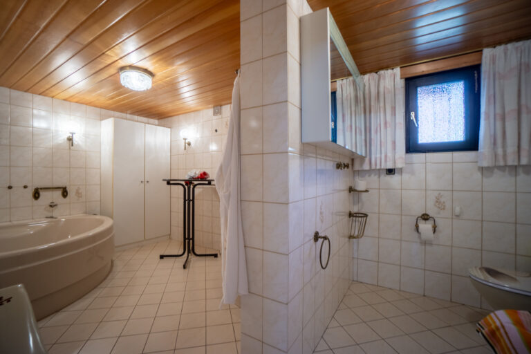 UG Badezimmer