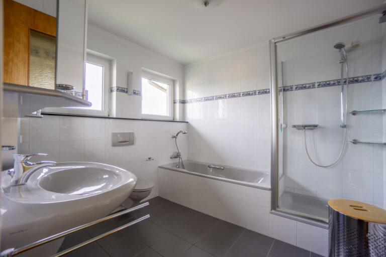 OG Badezimmer
