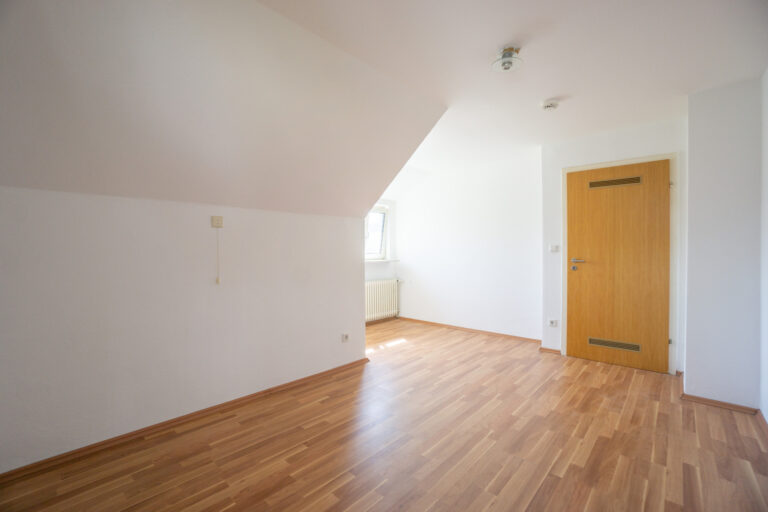 Schlafzimmer (2)