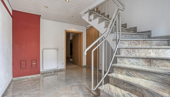 UG Trepennhaus/Diele