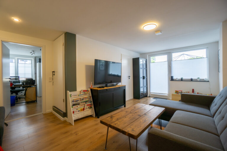 Wohnzimmer (2)