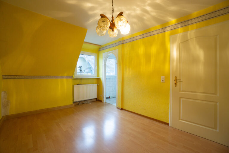 Whg rechts Wohnzimmer (2)