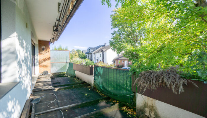 OG Balkon (zu erneuern)